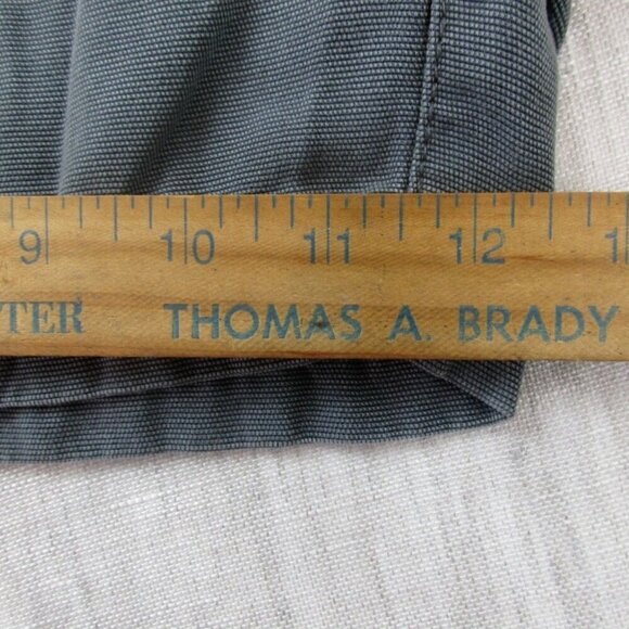 Tommy Bahama Cargo Shorts Mens Gray Canvas Tencel Blend Key Grip Relaxed Fit - Picture 6 of 8